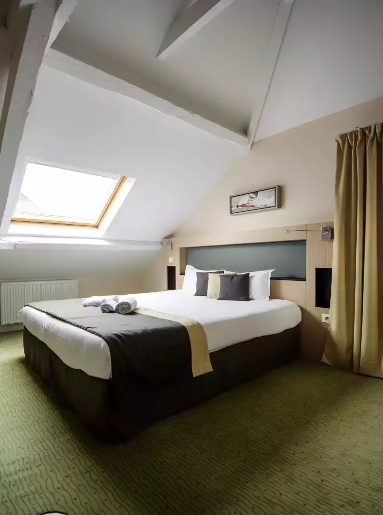Décoration sobre et élégante dans les chambres