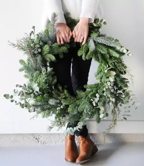 christmas-wreaths-fresh