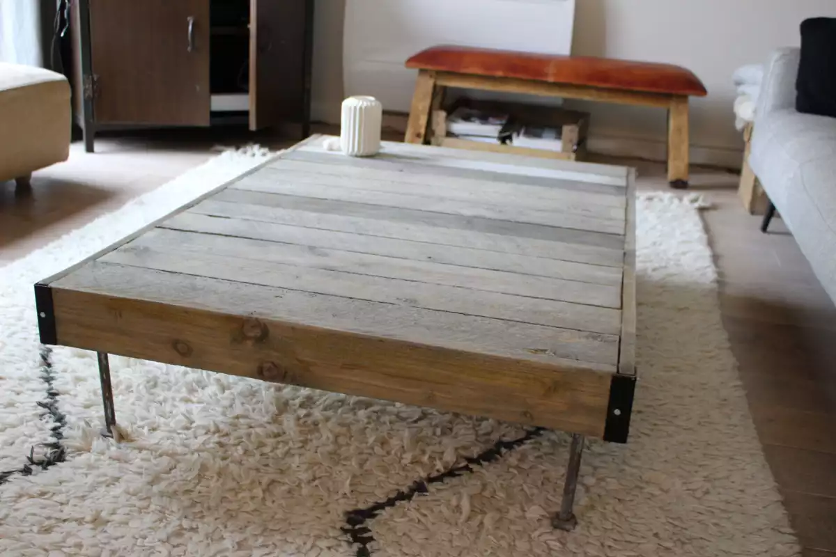Table DIY en palette de bois