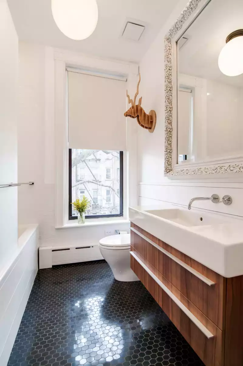 salle-de-bains-design-classique-Dooley Images