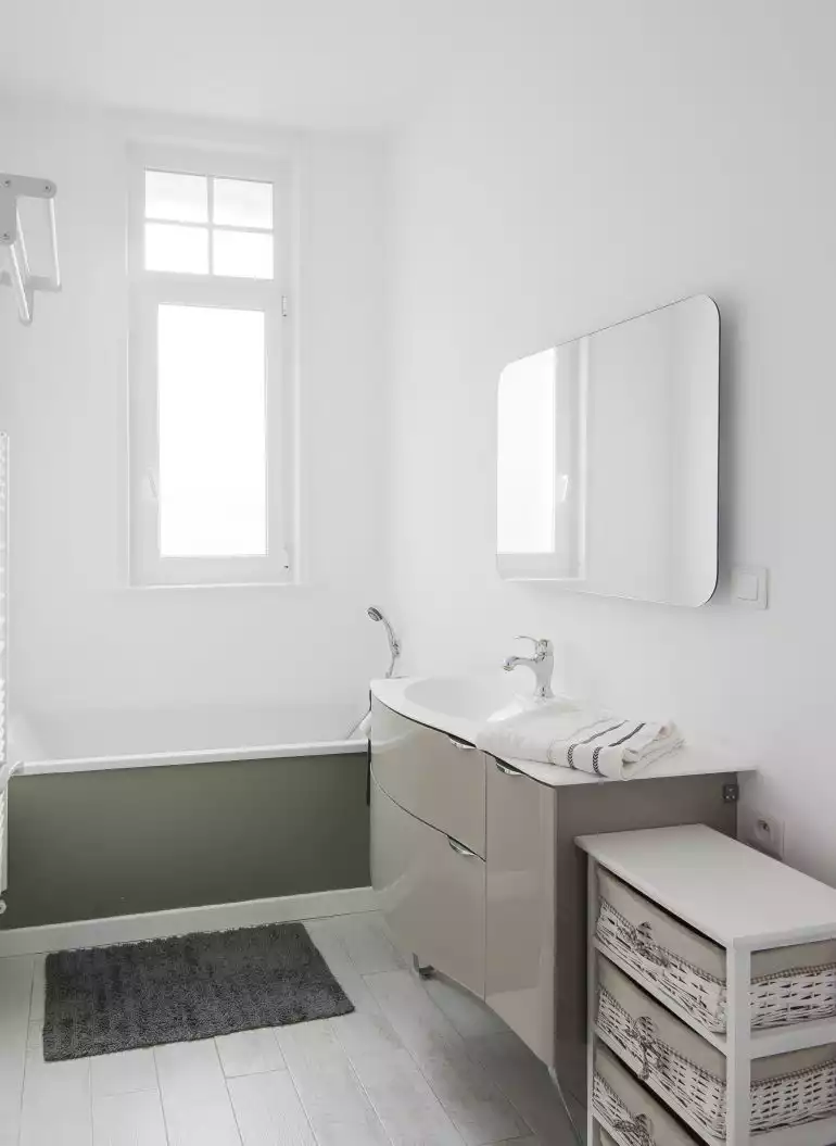 salle-de-bains-couleur-taupe