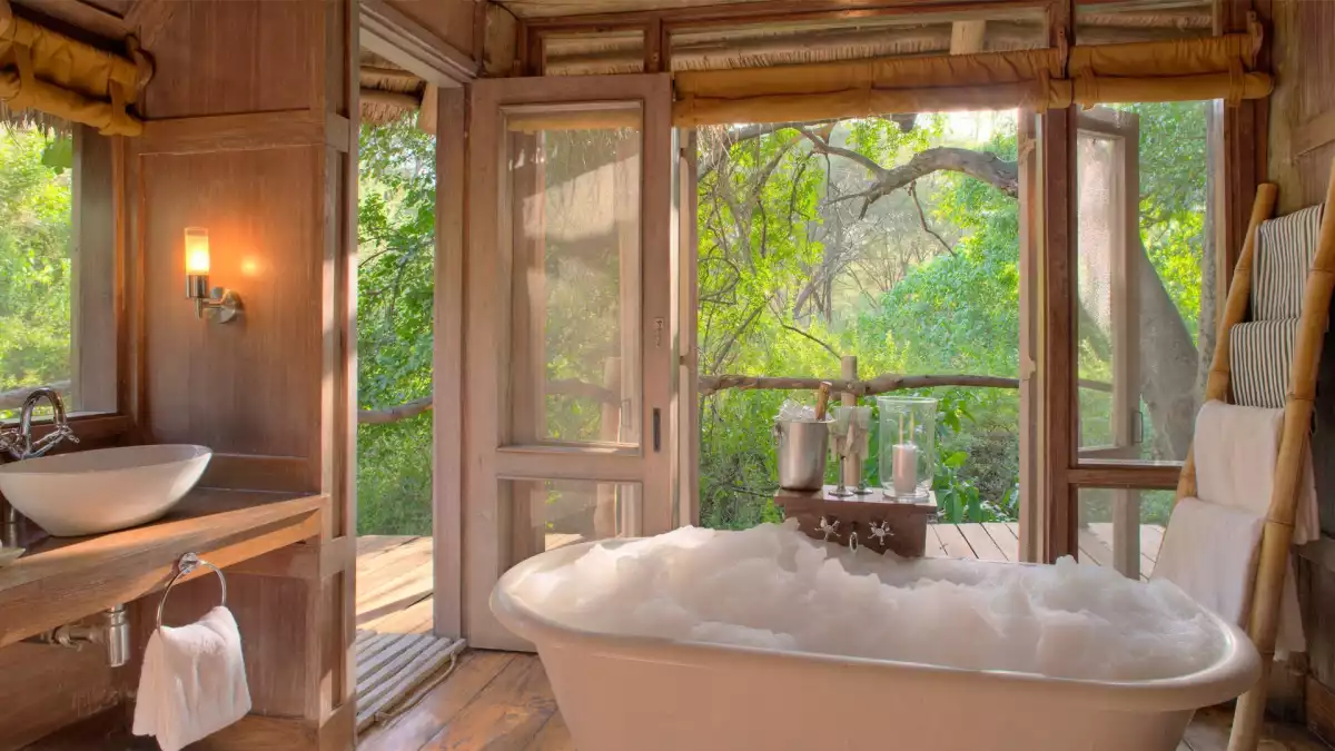 Salle de bain du Lake Manyara Tree Lodge, Tanzania