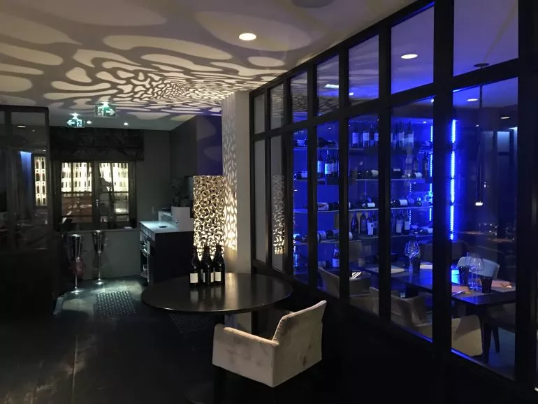 Sebastien-Hamlin-Lampes-au-restaurant-la-Part-des-Anges