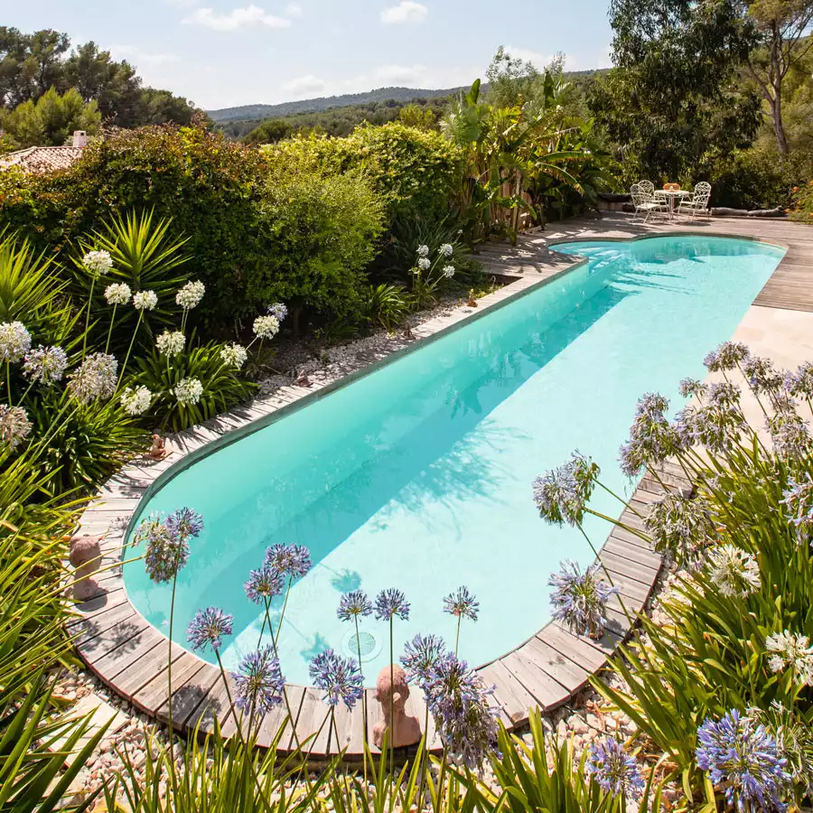 Piscine bords arrondis