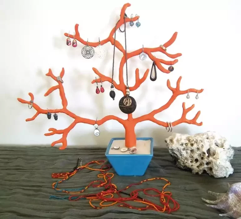 DIY Arbre à bijoux corail