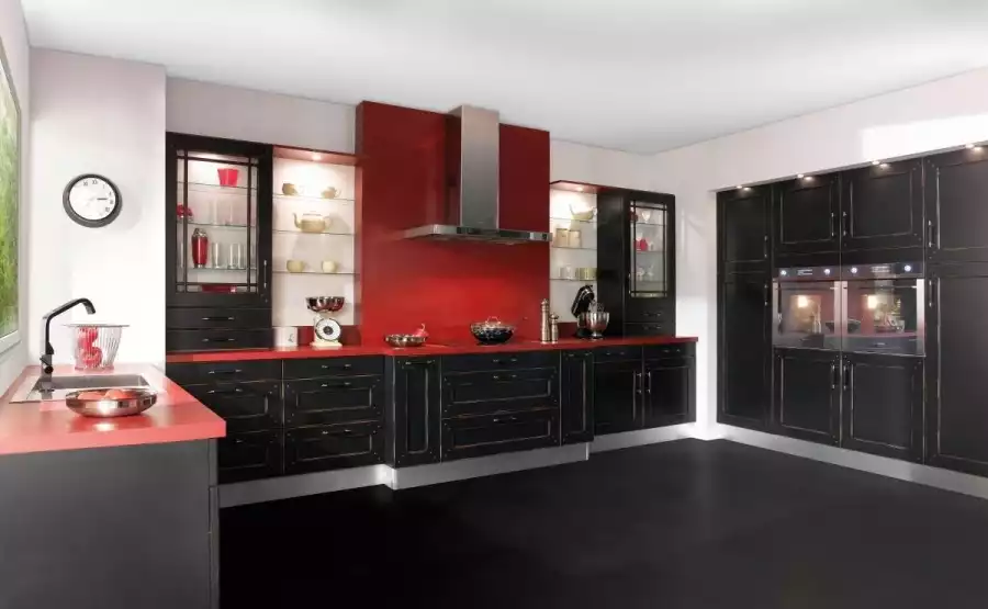 Black Kitchen