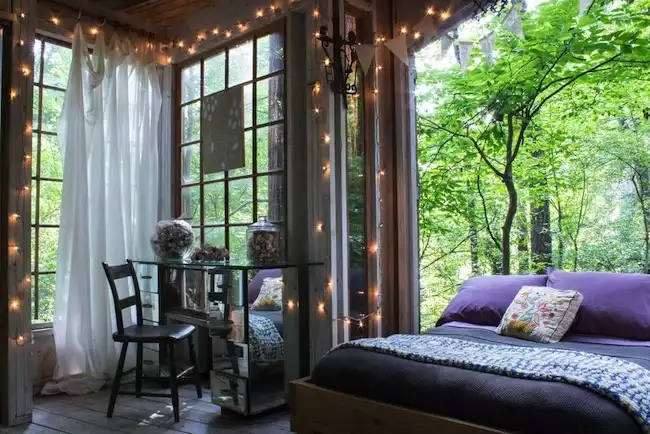 Cabane dans les arbres, intérieur