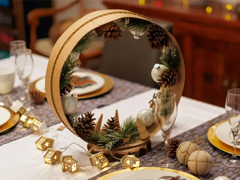 Couronne de Noël comme centre de table