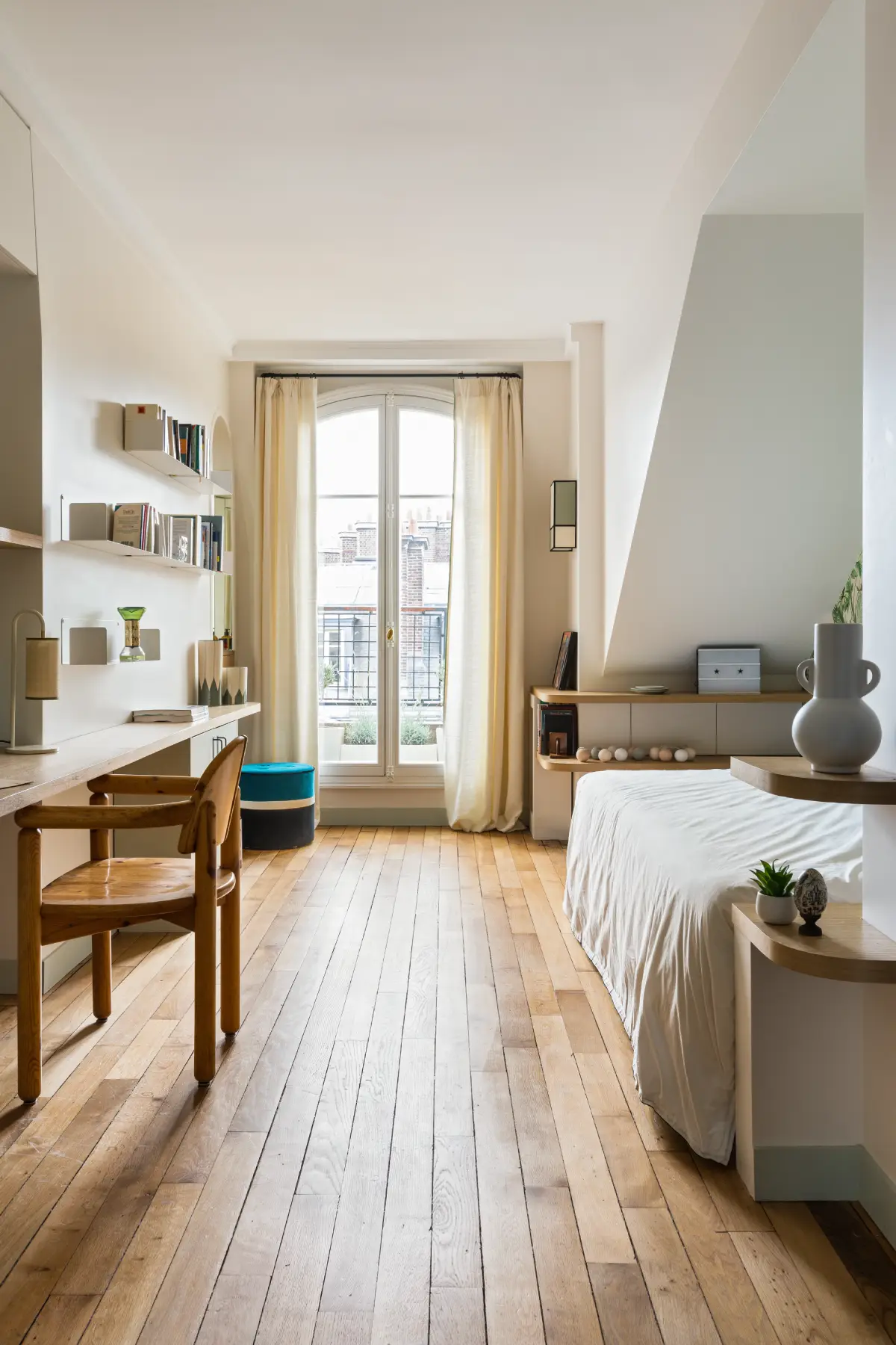 Chambre d'appartement par Maison Sarah Lavoine