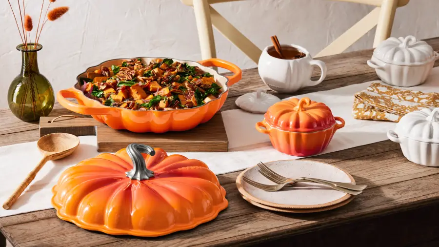 Cocotte citrouille couleur orange Le Creuset