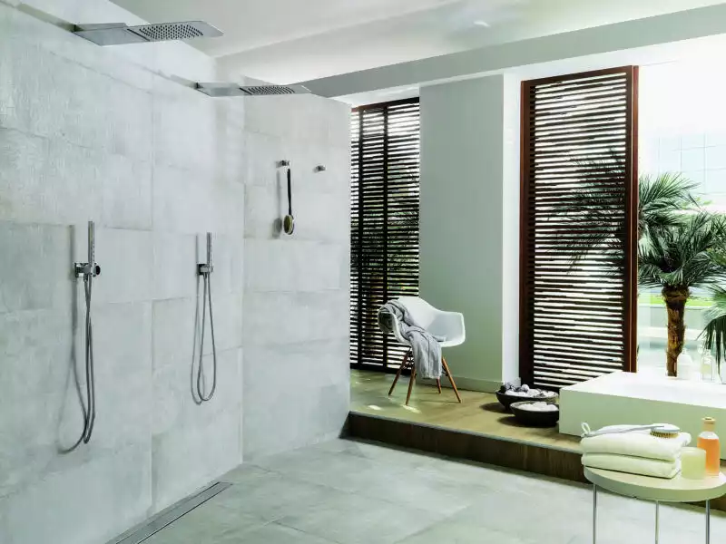 Porcelanosa - intérieur - fenêtre - salle de bains -tendance