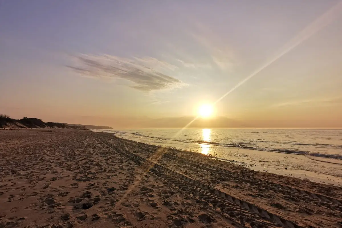 Coucher de soleil sur la plage de Tardinghen