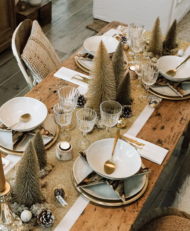 Déco de table scandinave chic pour Noël