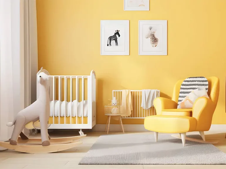 Décorer une chambre jaune d'enfant