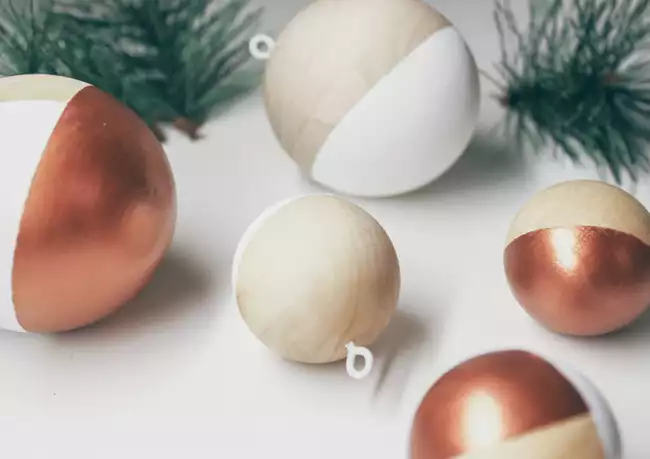 DIY boules de Noël bois