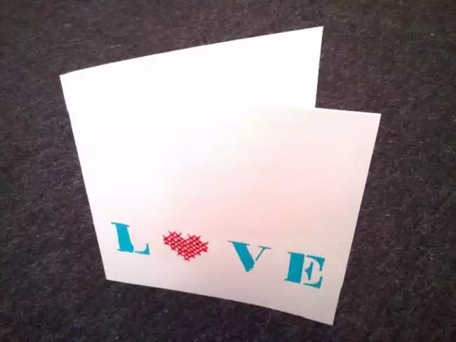 DIY Carte de Saint Valentin cœur brodé