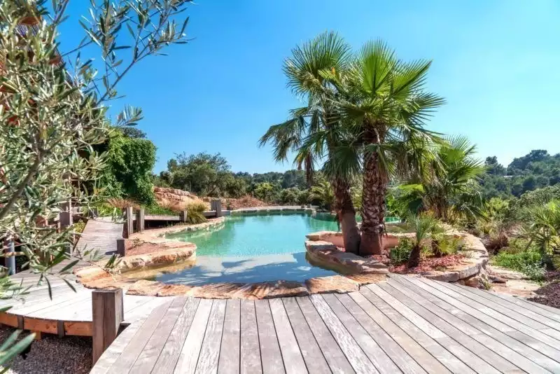 © Dizzafur Piscines - extérieur - jardin -nature