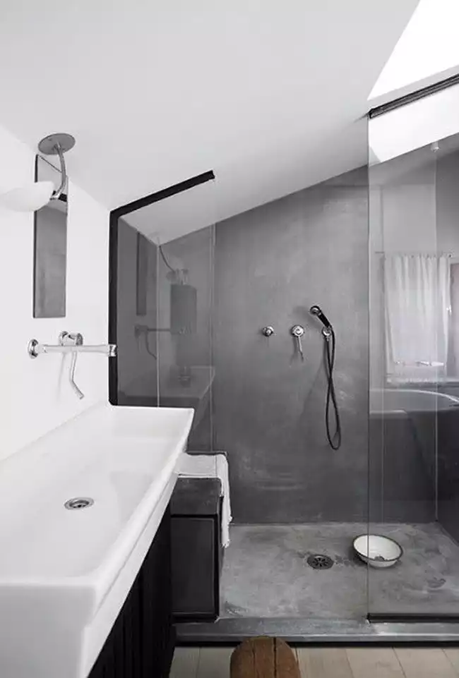 Douche italienne béton ciré