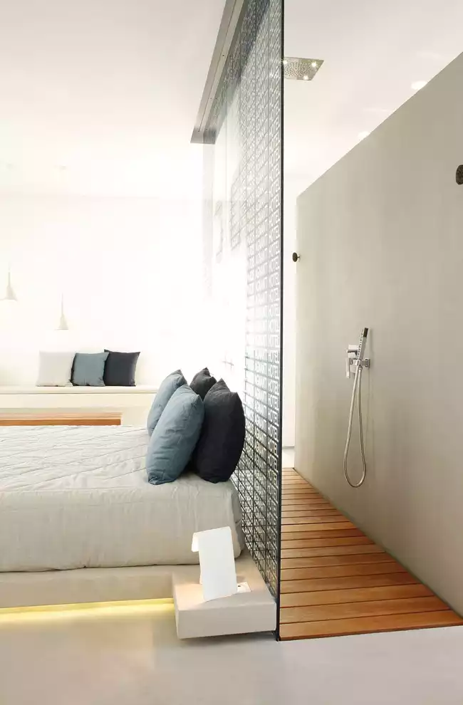 Douche italienne dans suite parentale