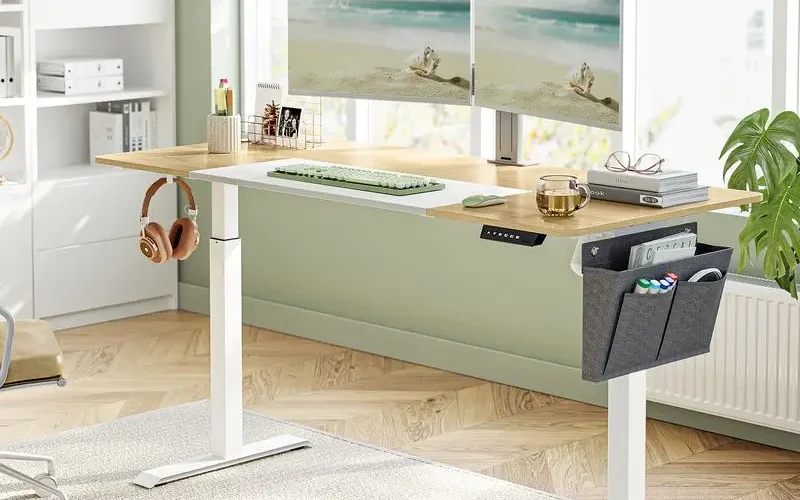 Aménager un bureau ergonomique SONGMICS HOME
