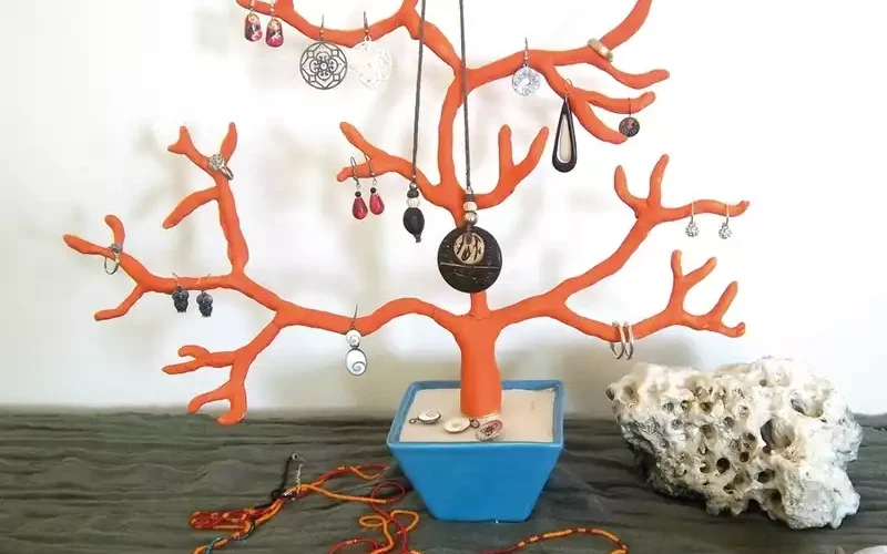 DIY Arbre à bijoux corail