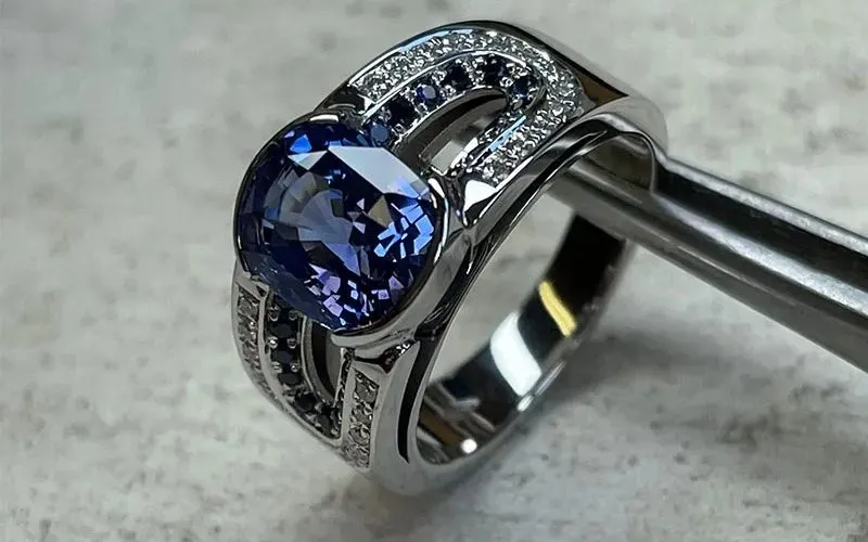 Bague saphir Kin & Bo