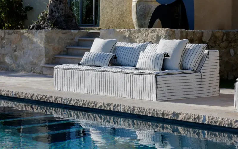 Choix du bain de soleil double, modèle en tissu à rayures