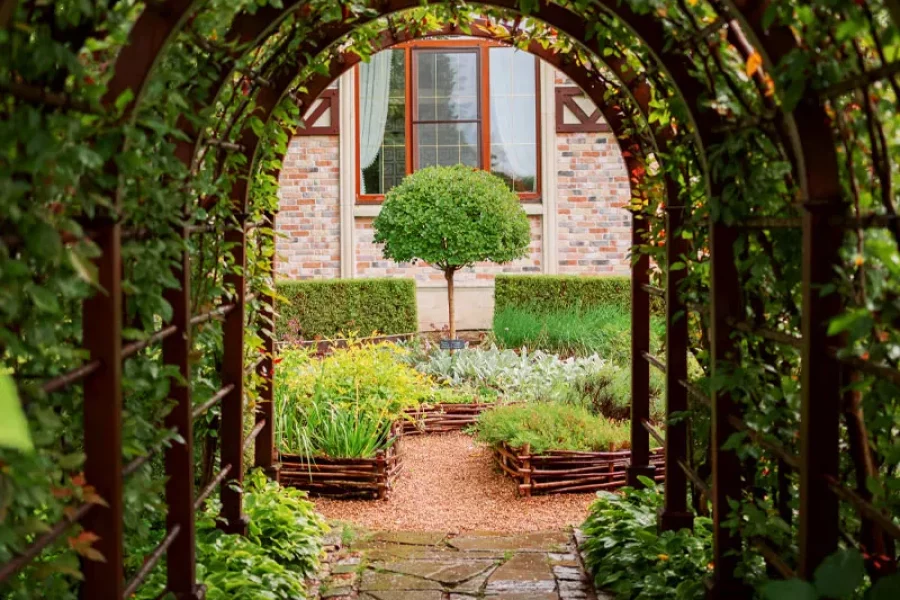 Arche de jardin, inspiration jardin de rêve
