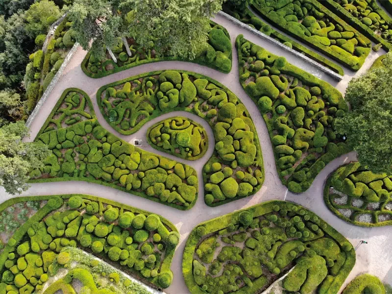 Vue du ciel des jardins remarquables de Marqueyssac