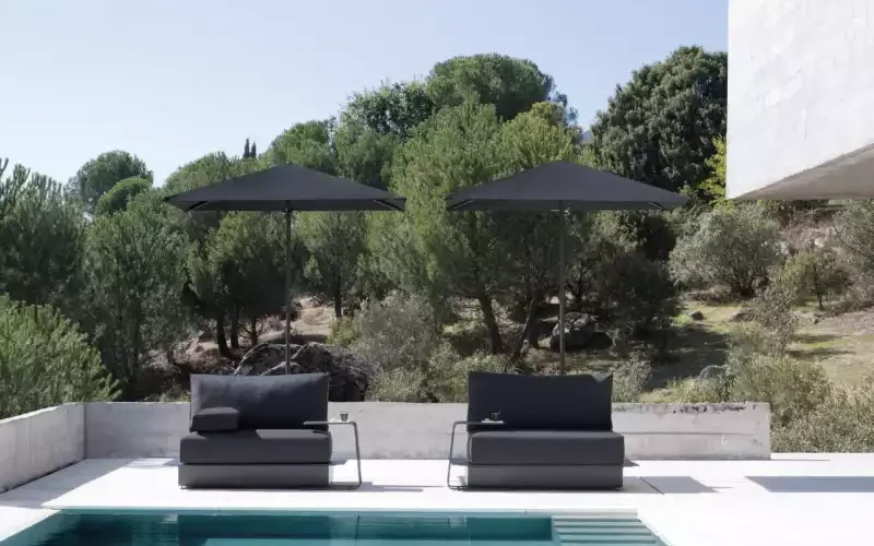 Manutti -terrasse - ombragée - parasol- exrérieur