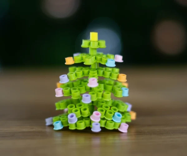 DIY sapin en perles à repasser avec boules de Noël