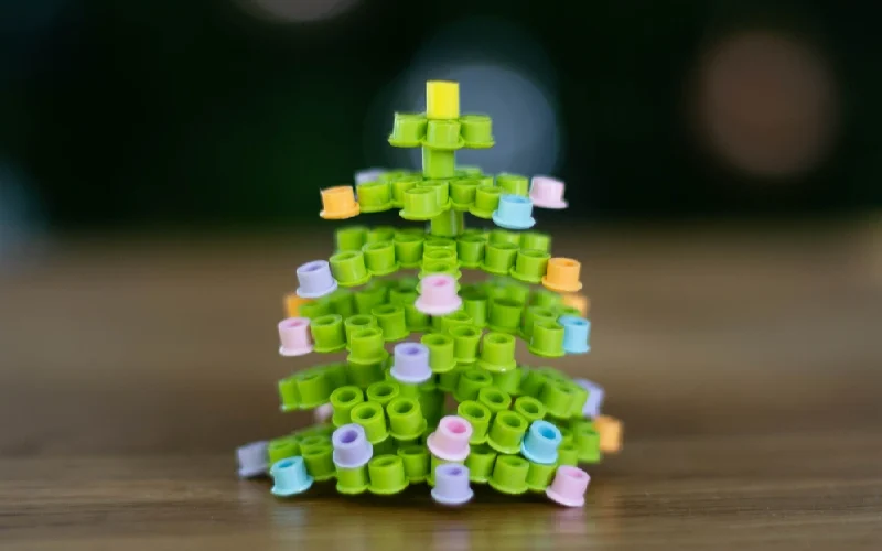DIY sapin en perles à repasser avec boules de Noël