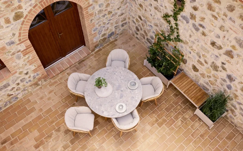 Table de jardin ronde, sélection tendance, bois et plateau en céramique