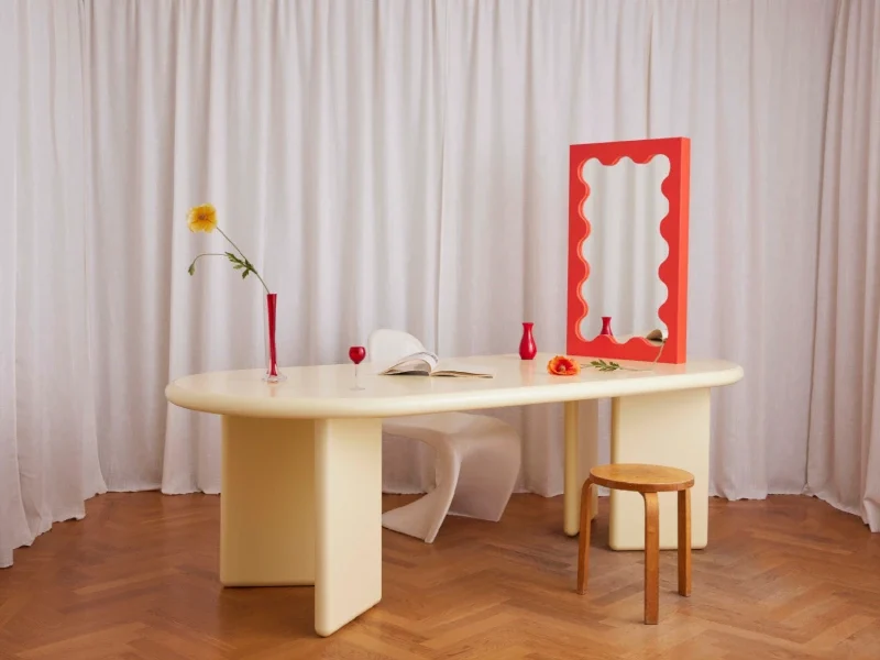 Chunky Table jaune beurre par Gustaf Westman