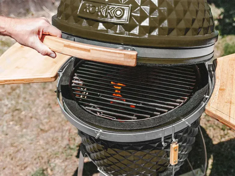 Barbecue kamado vert olive