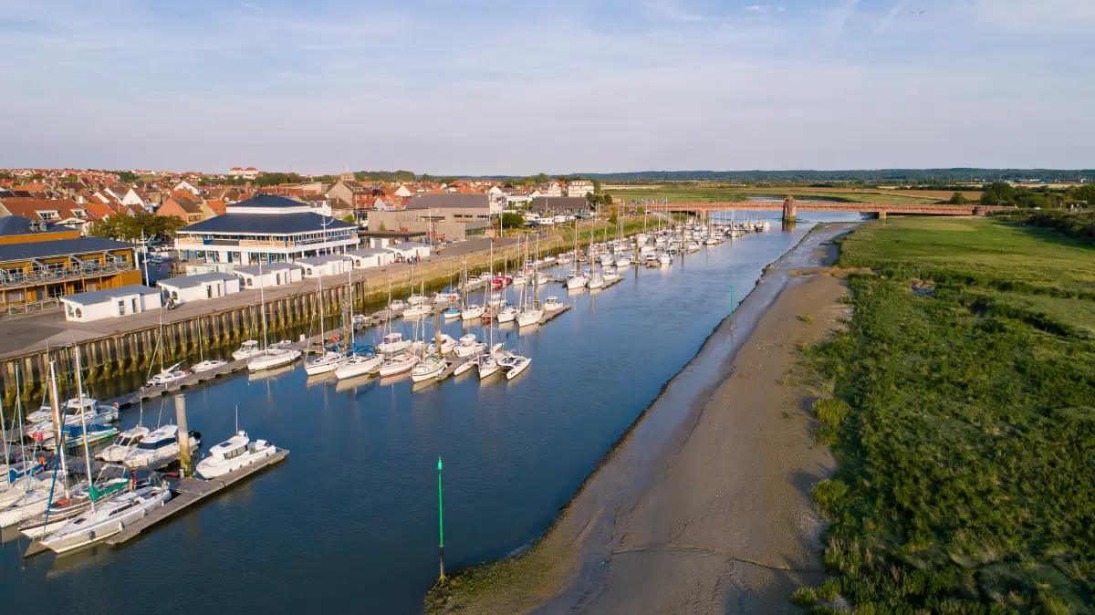 Vue du ciel d'Étaples-sur-Mer