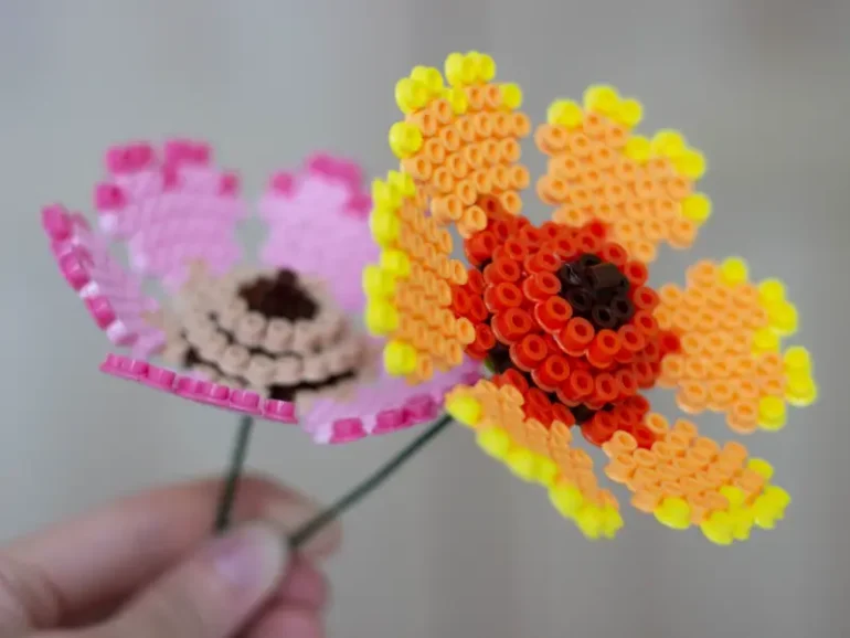 Fleur Hélénie en perles à repasser