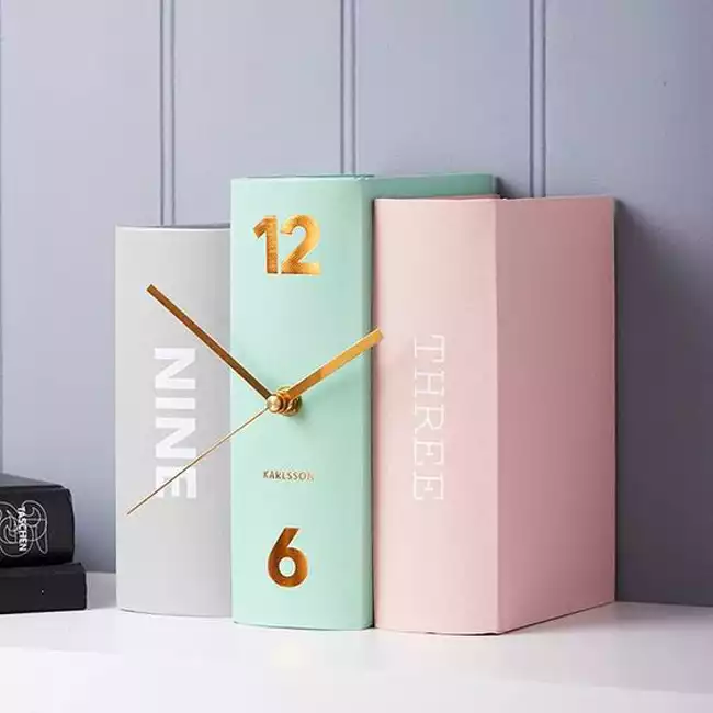 Horloge livres