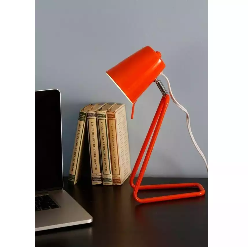 Lampe de bureau en métal verni orange