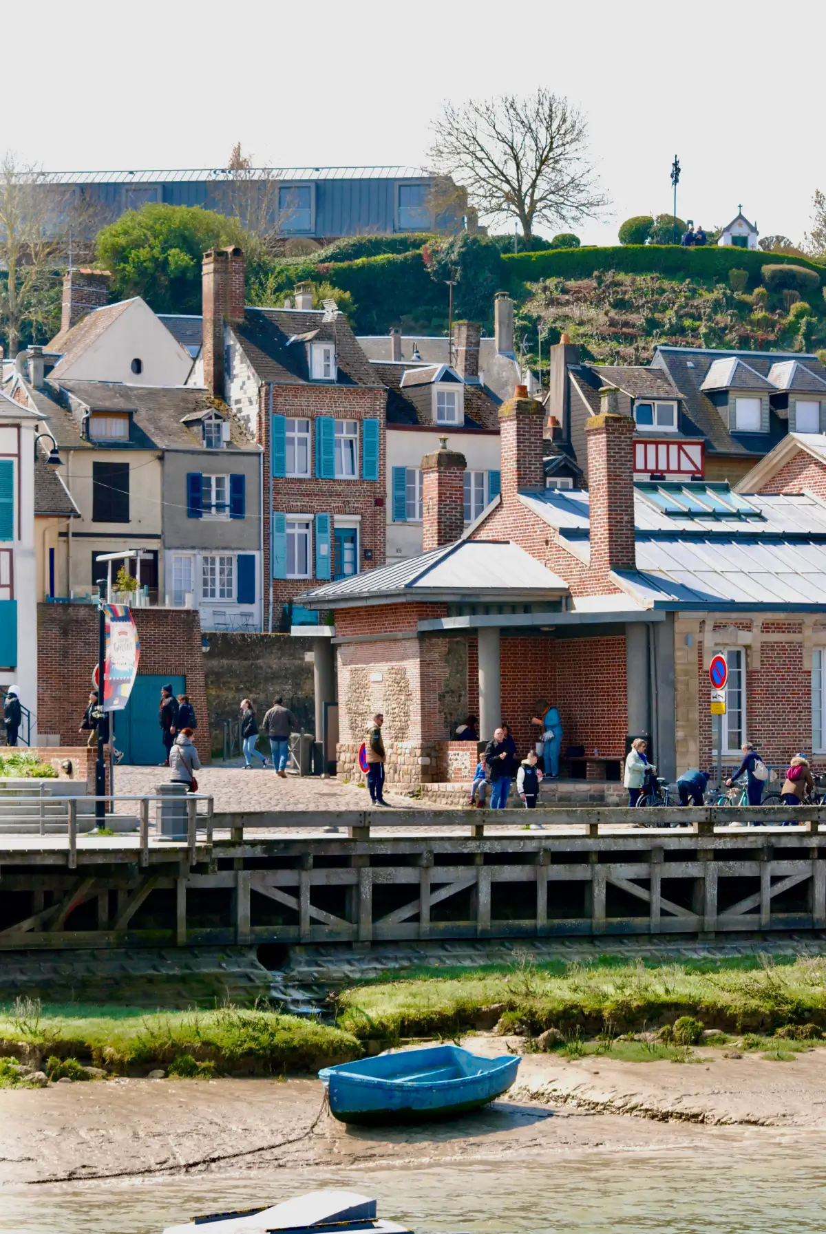 Les quais de Saint-Valery-sur-Somme, station balnéaire de la Côte d'Opale