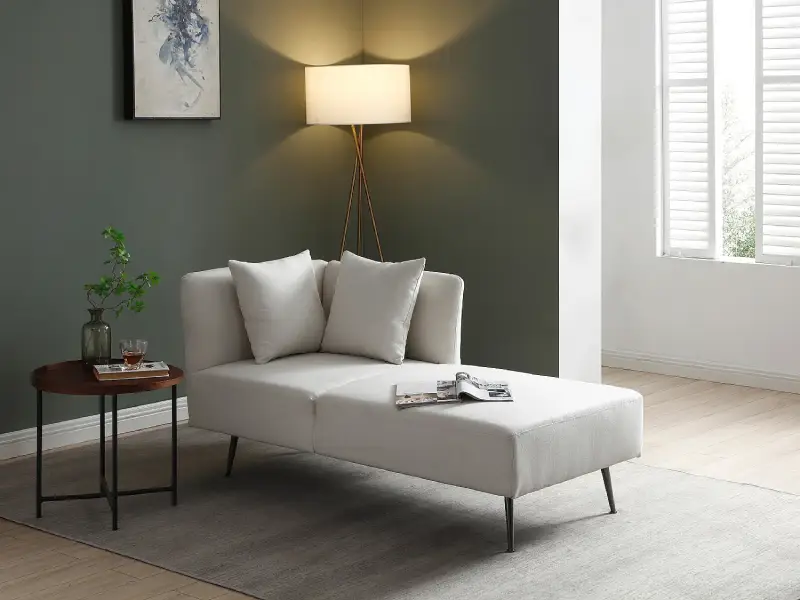 Méridienne droite, tissu crème, design sobre, deux coussins