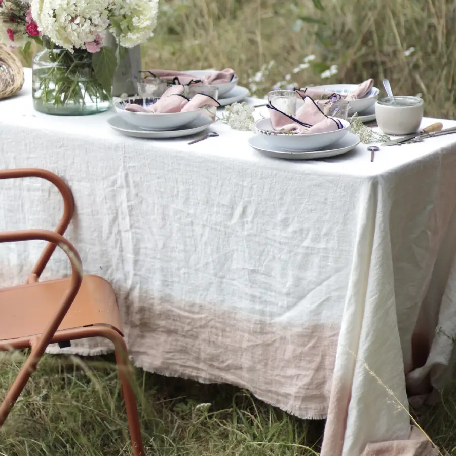 Nappe tie & dye rose pâle