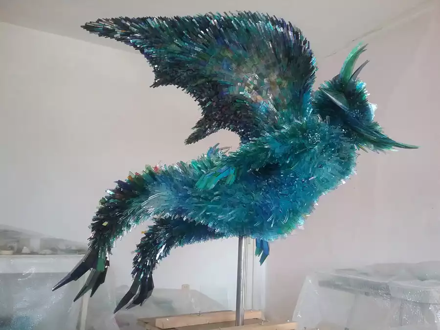 Œuvres oiseau en verre