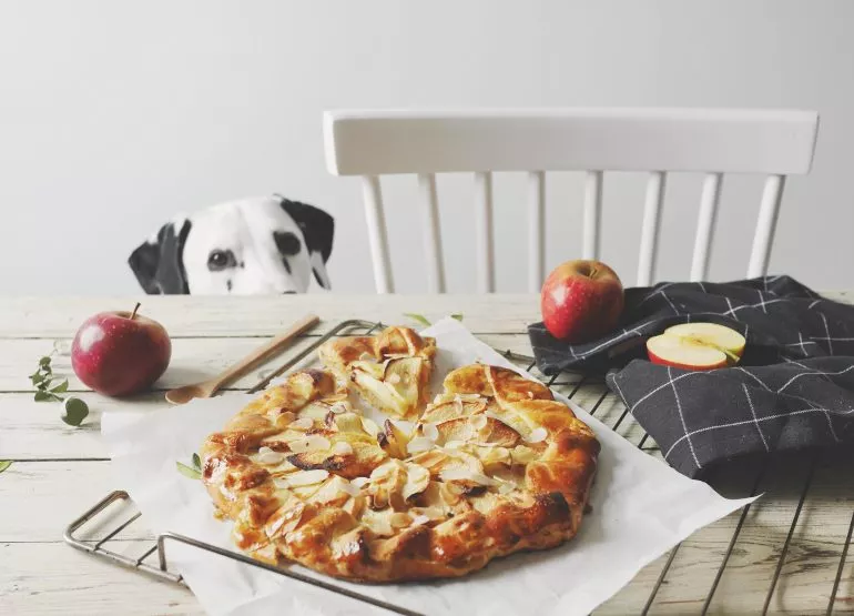 table-bois-cuisine-blogueuse-anne