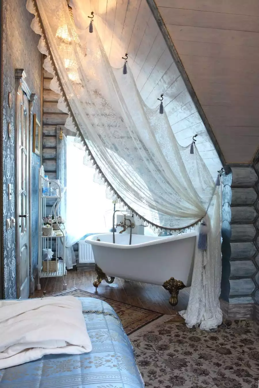 Salle de bain bohème romantique