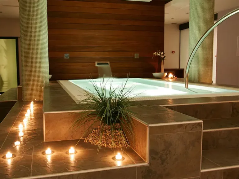 Un spa d'intérieur