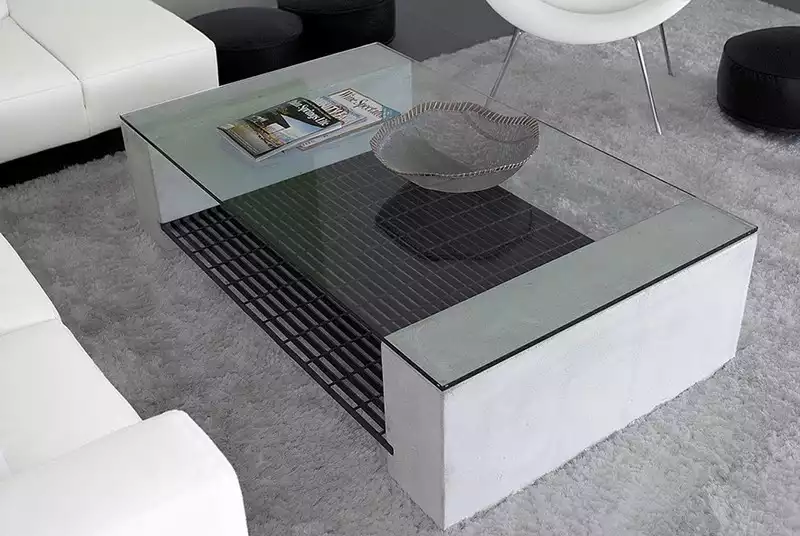 Table basse en béton et verre
