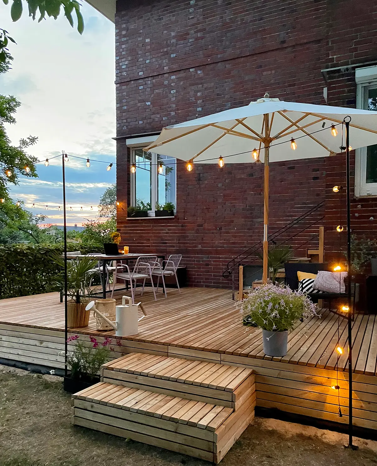 Terrasse en bois gamme Laritec de chez Mocopinus