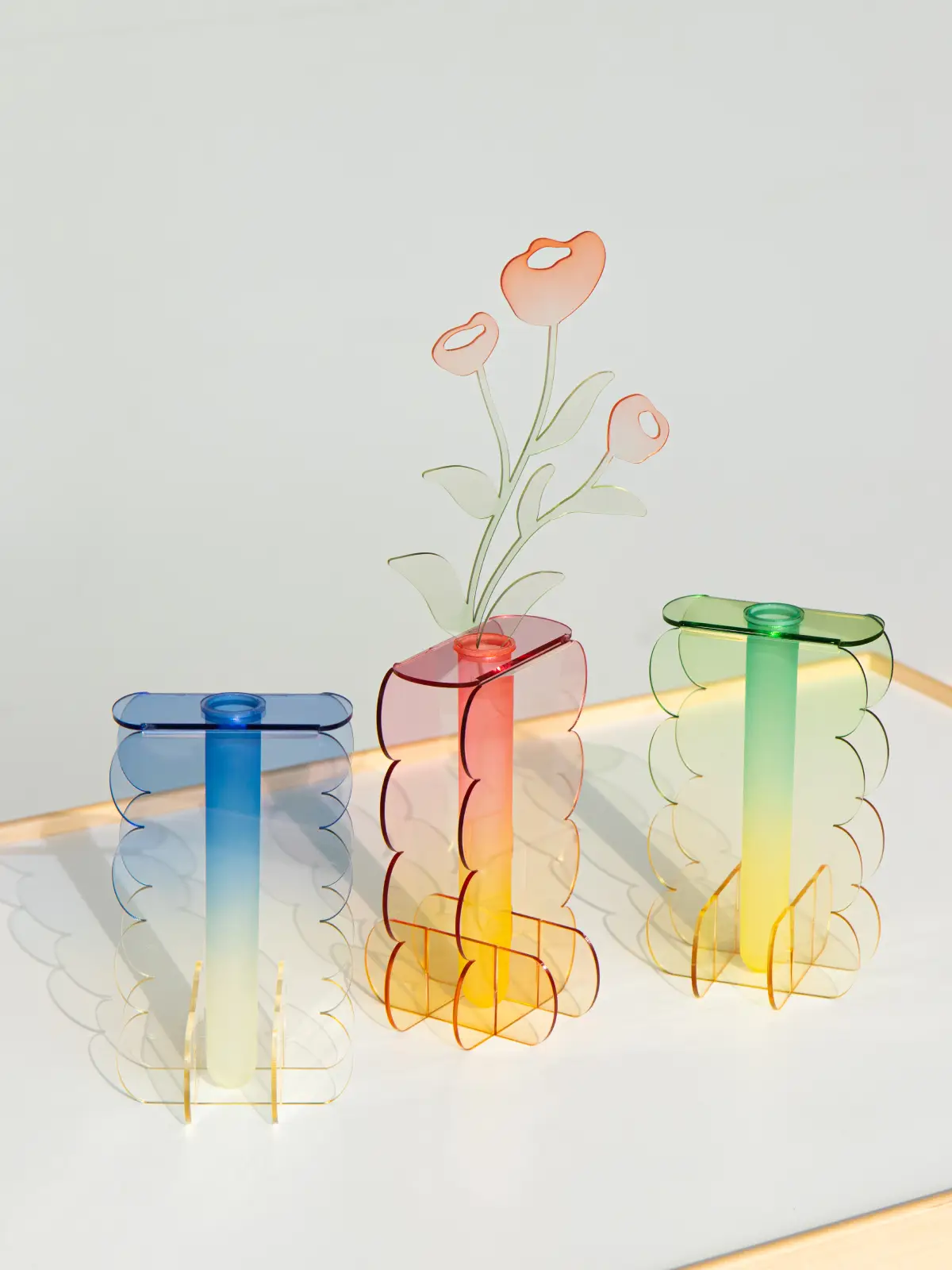 Vases en acrylique coloré à Maison&Objet septembre 2022