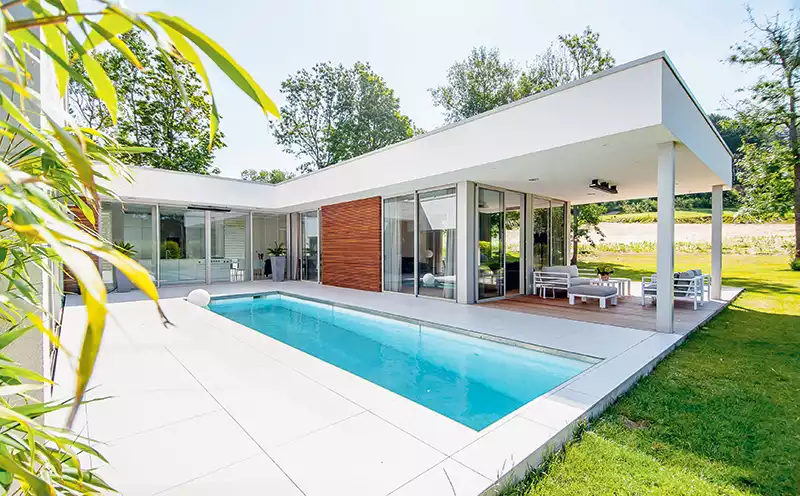Villa contemporaine, piscine extérieure